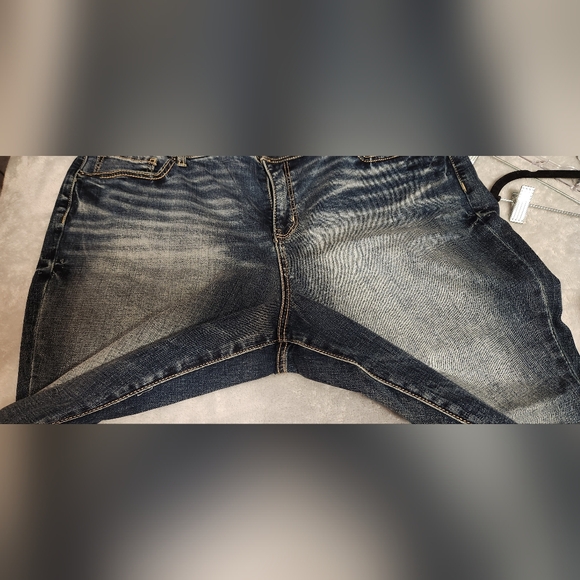 New withOUT tag Buckle Gabby high rise curvy fit ankle skinny jeans - Picture 3 of 6